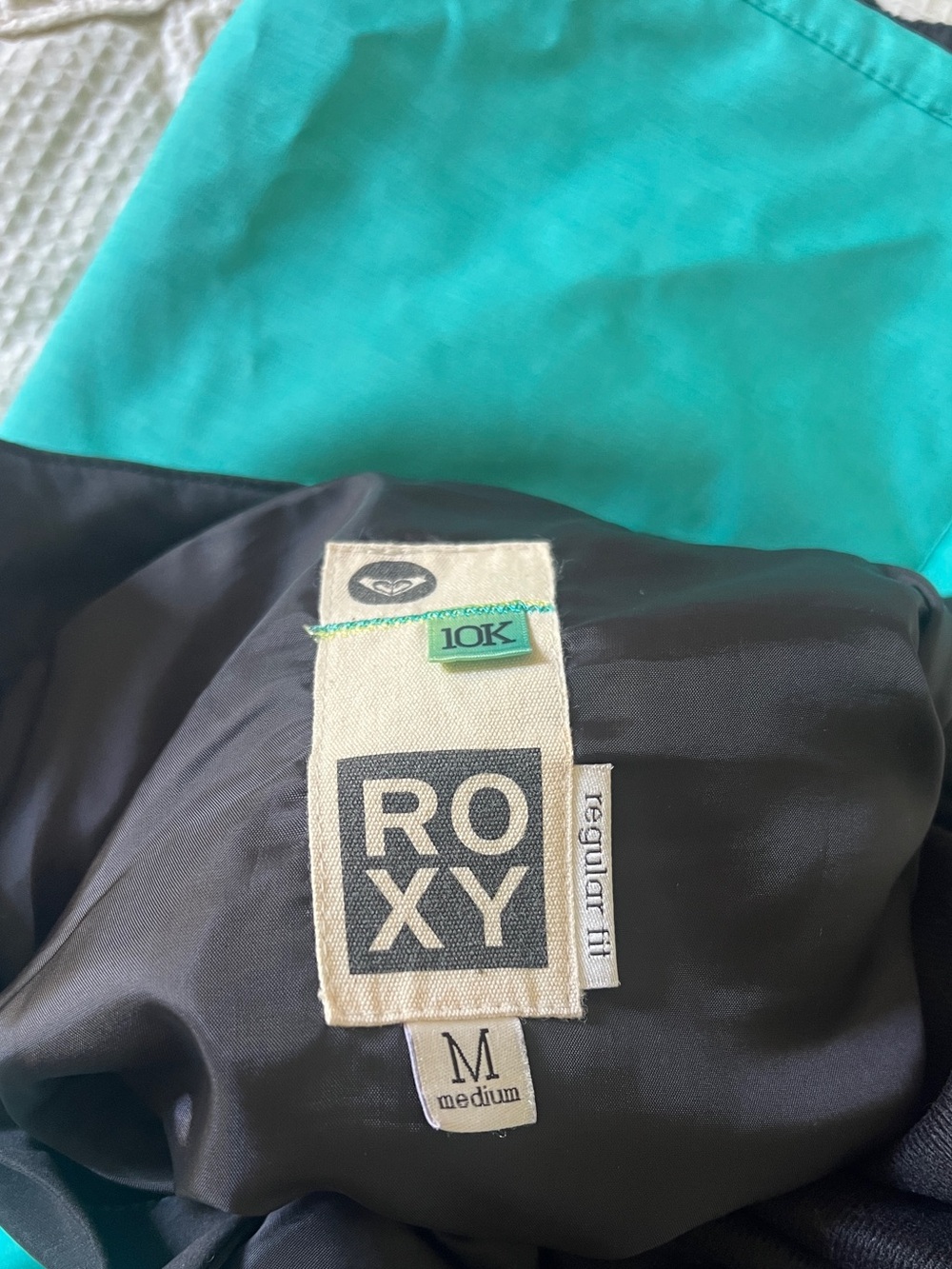 Women’s Roxy Snow Pants - Picture 3 of 10